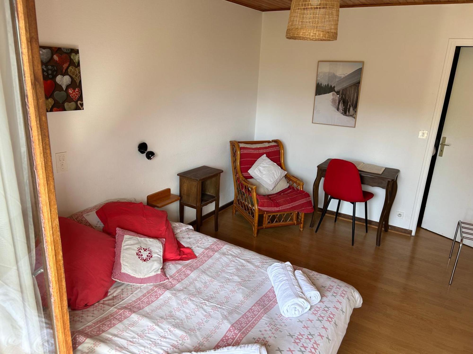 Les Tilleuls Le Biot Bagian luar foto