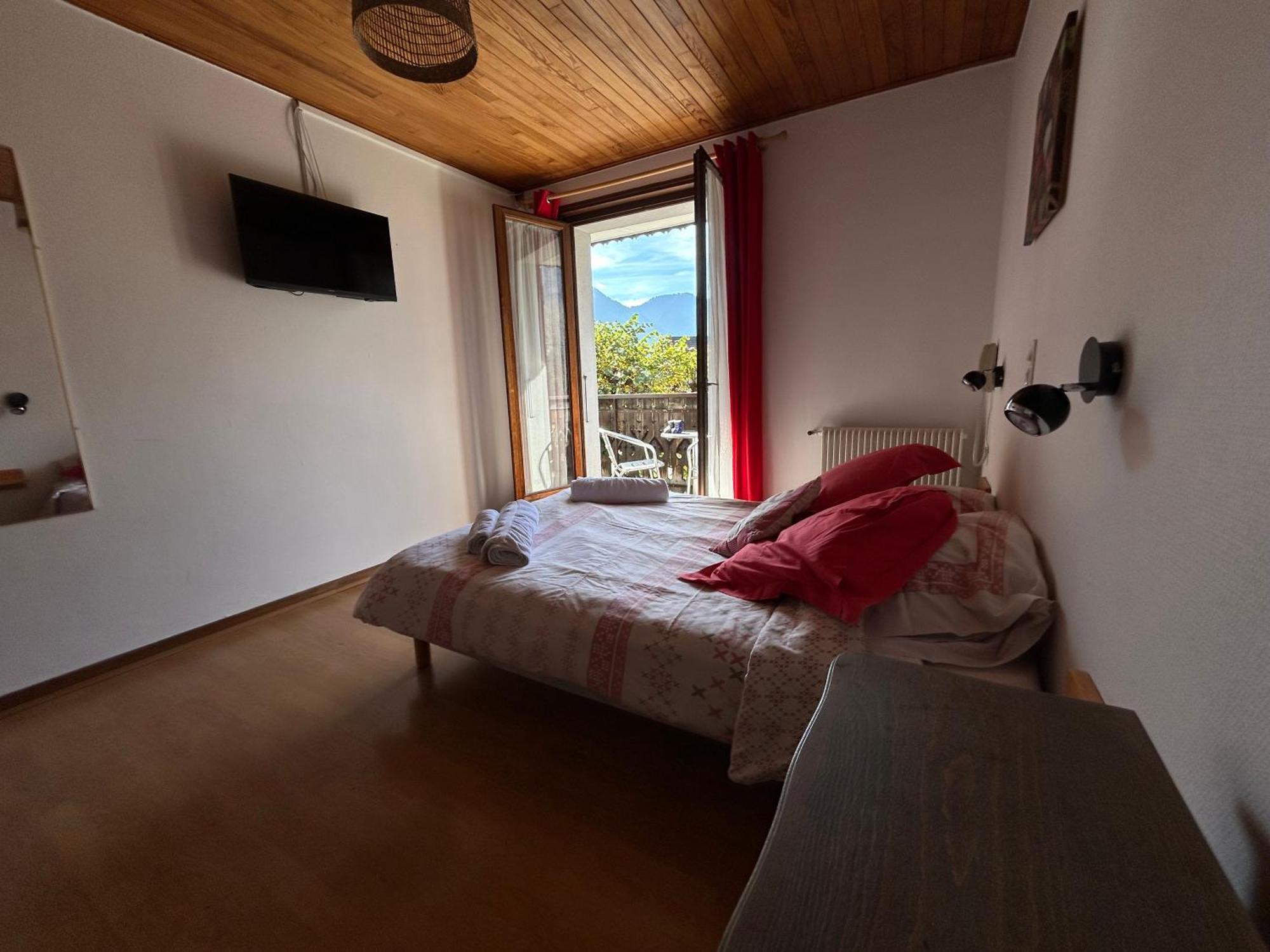 Les Tilleuls Le Biot Bagian luar foto