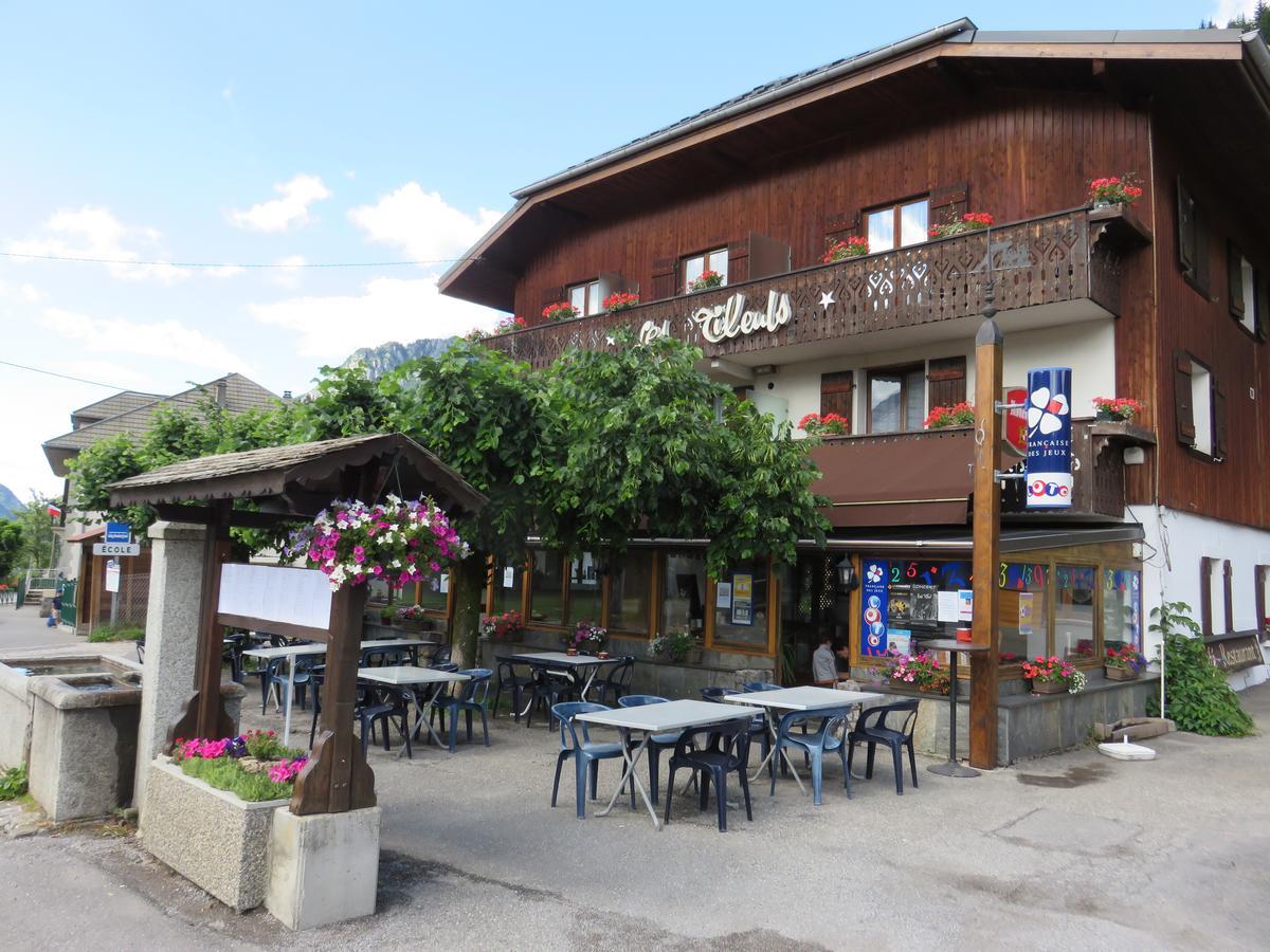 Les Tilleuls Le Biot Bagian luar foto